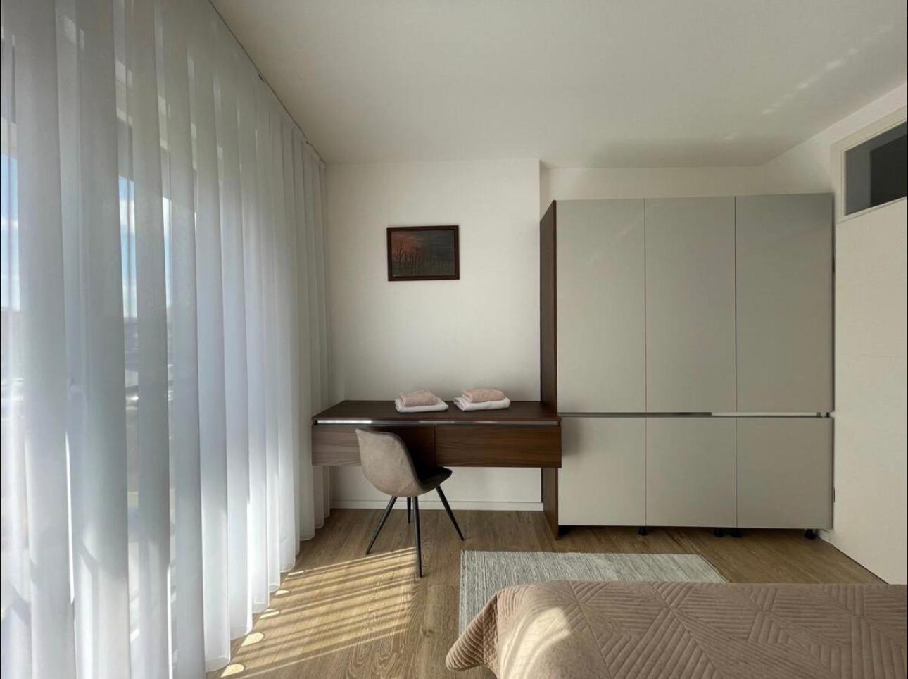Airstay Pristina Exterior foto