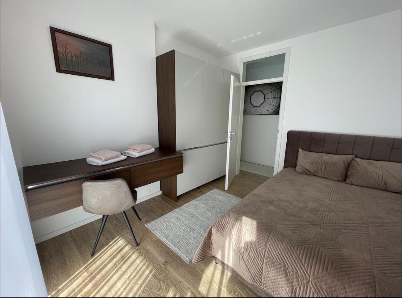 Airstay Pristina Quarto foto